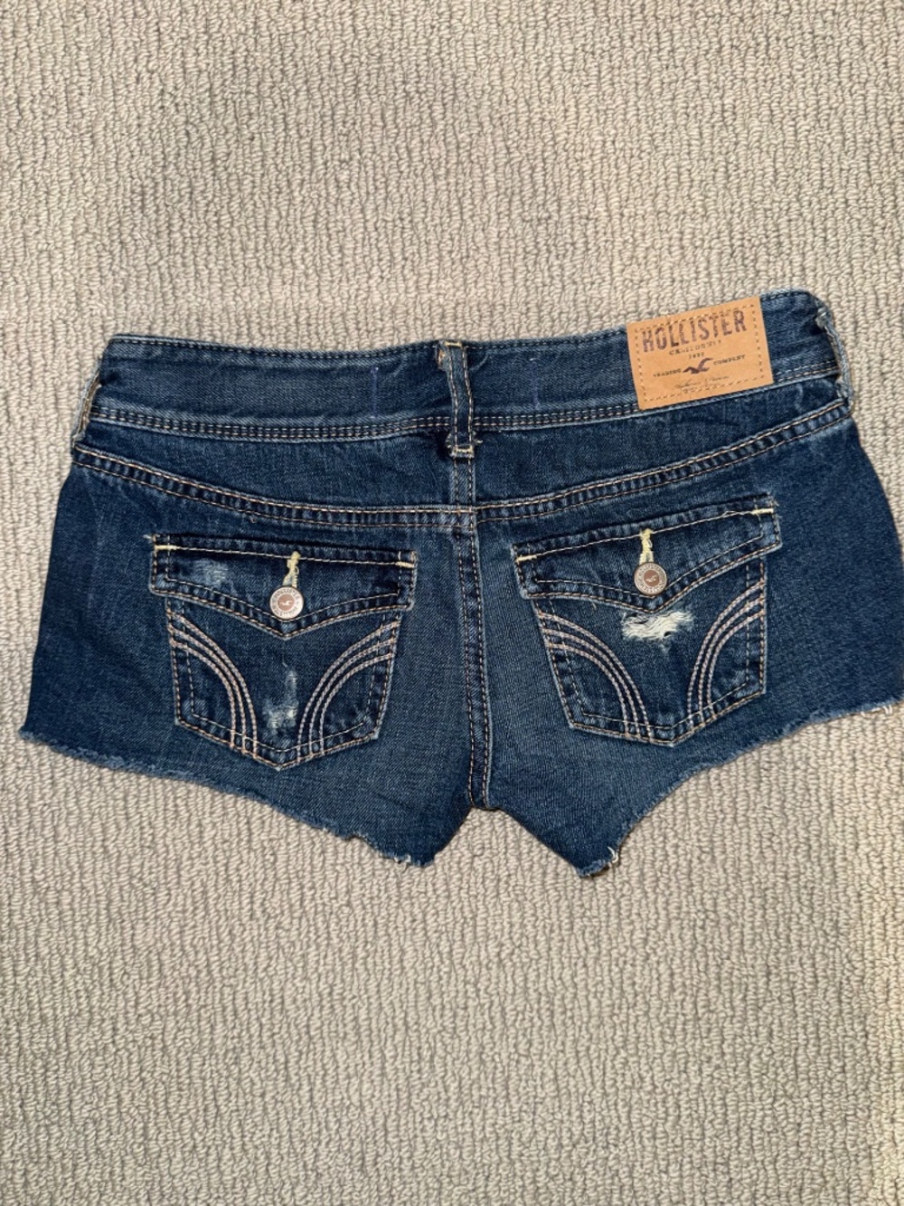Vintage Hollister Distressed Denim Cutoff Shorts Size 0 W24 Low Rise Dark Wash - Picture 12 of 16